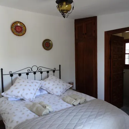 Bed & Breakfast Cortijo Loma Leon *